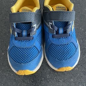 Saucony runners- size 8 toddler.